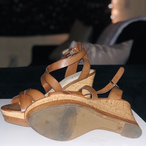 Studio Paolo Wedges - Picture 6 of 7